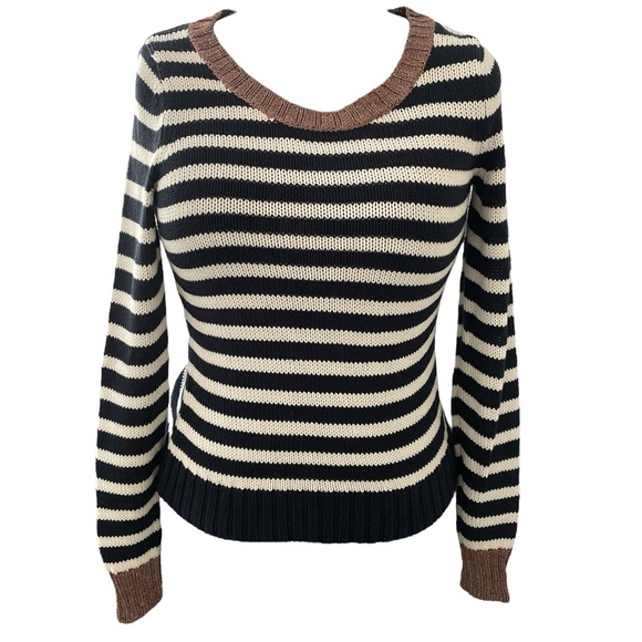 Banana Republic Sweaters - Banana Republic long sleeve striped crew neck knit sweater white black brown S